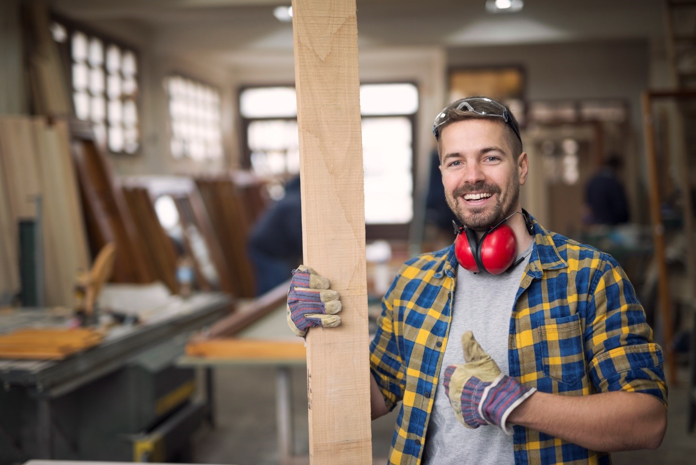 How to Find a Good Deck Builder